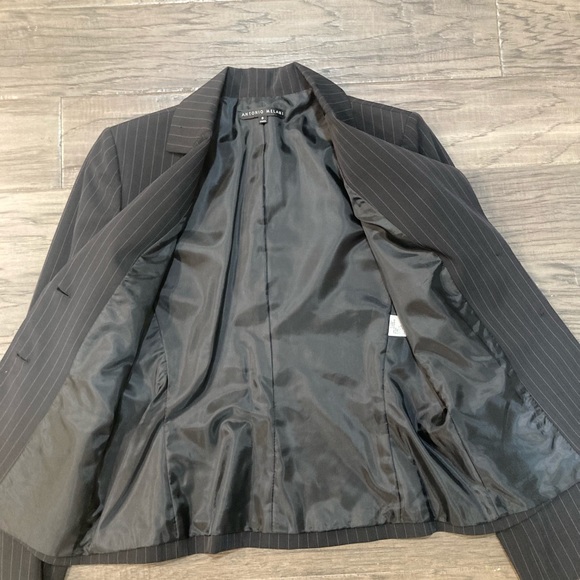 Antonio Melani pin striped blazer size 8 - Picture 5 of 5